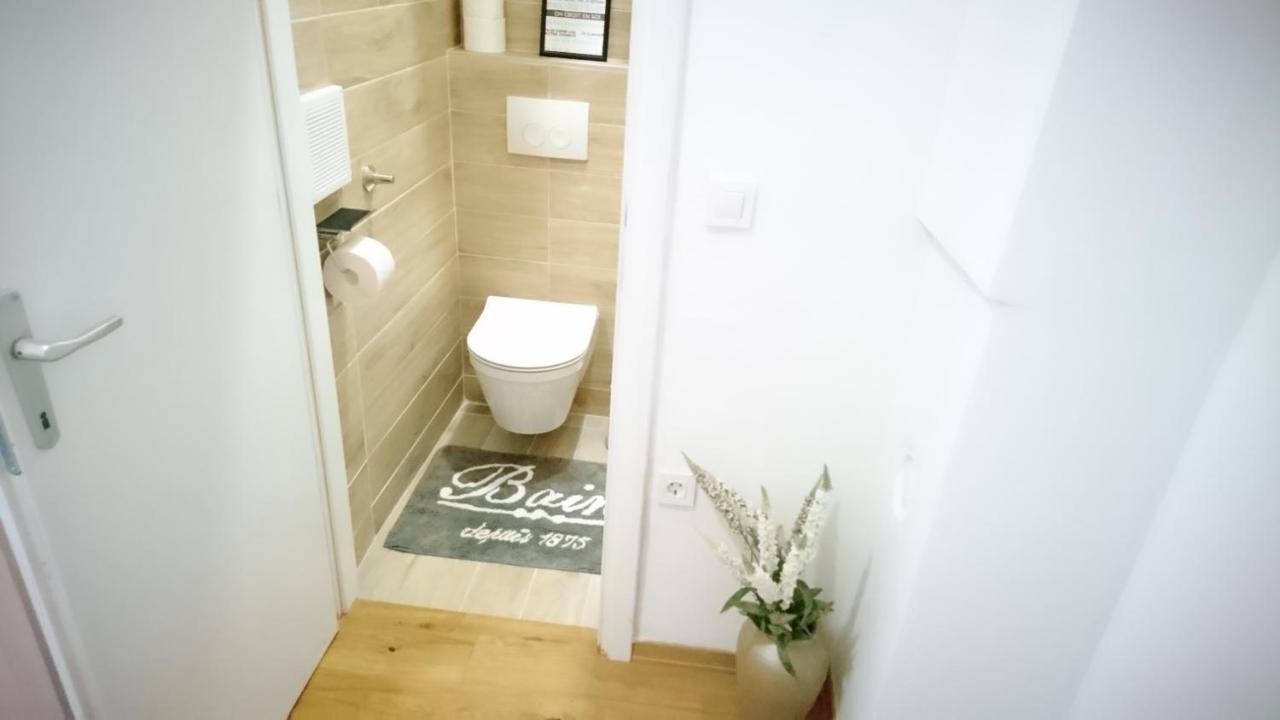 Tiny Cozy Accommodation Zagreb Exterior photo